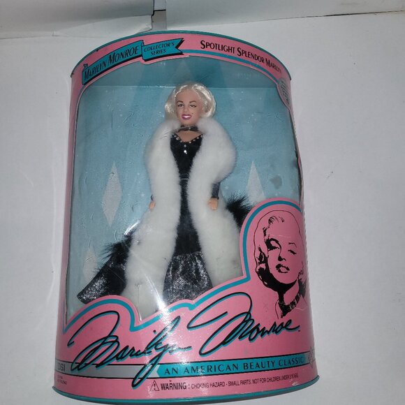 1993 Marilyn Monroe Collector's Series Barbie Doll Spotlight Splendor - NEW NRFB - Picture 1 of 10